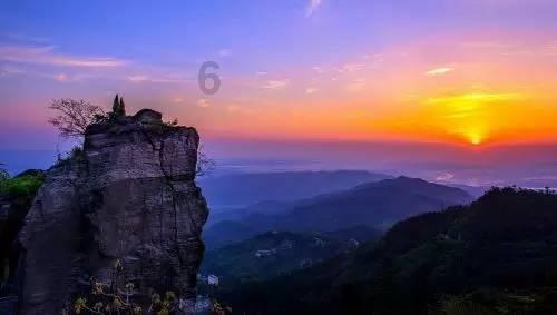为什么我的社保里没有生育险和医疗保险？游戏画面